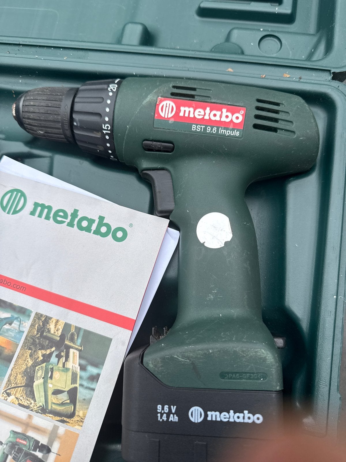 Metabo BST 9.6 Impuls Boormachine met lege accu, Ophalen of Verzenden, Gebruikt, Minder dan 400 watt, Boormachine