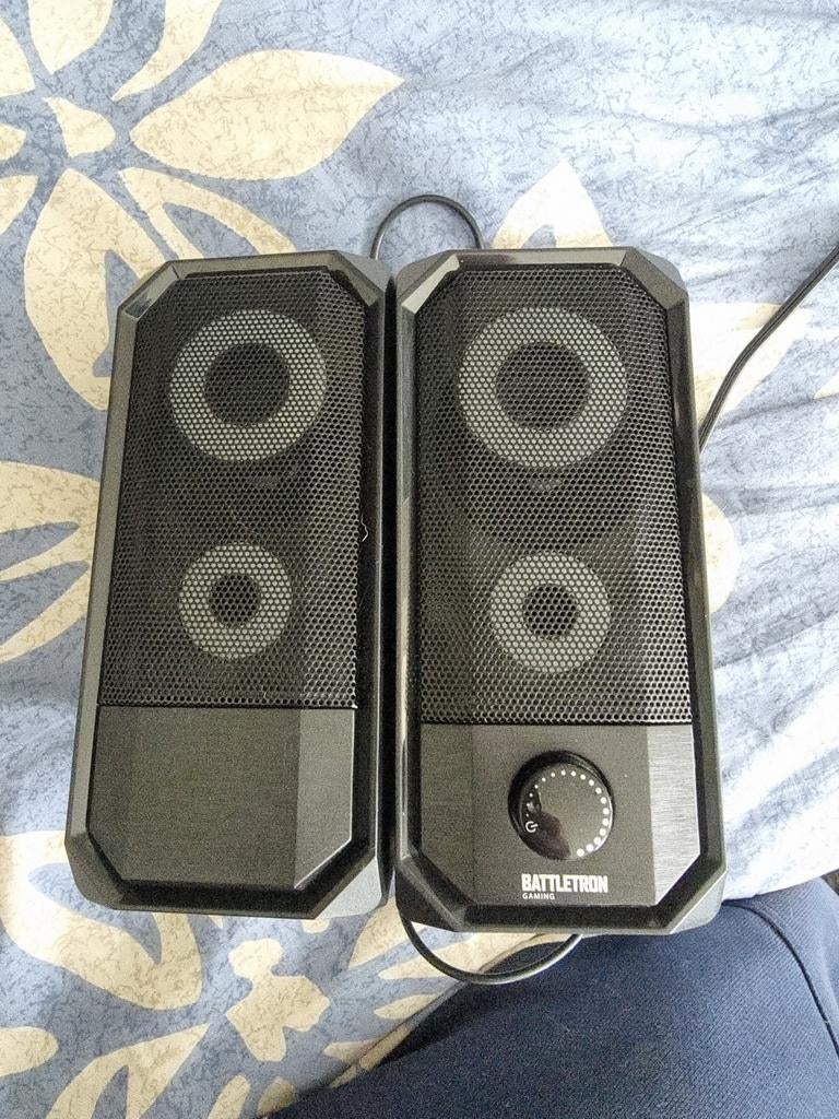 BATTLETRON Gaming 2.0 Luidsprekerset - USB Aangedreven, Ophalen, Zo goed als nieuw, Audiokanaal 2, BATTLETRON
