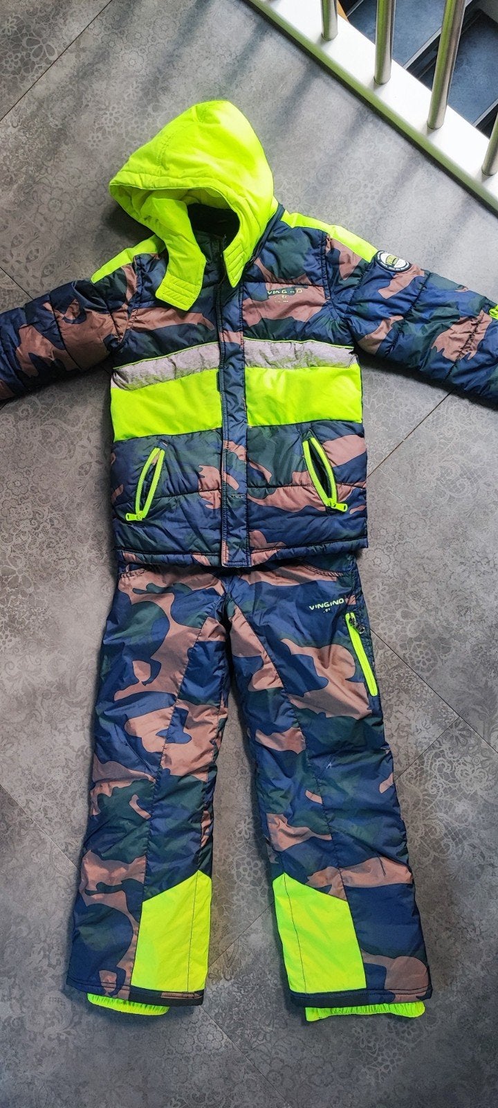Vingino Snow Jacket Maat 10 - Camouflage met Neon, Gebruikt, Ophalen of Verzenden, Vingino, Jongen