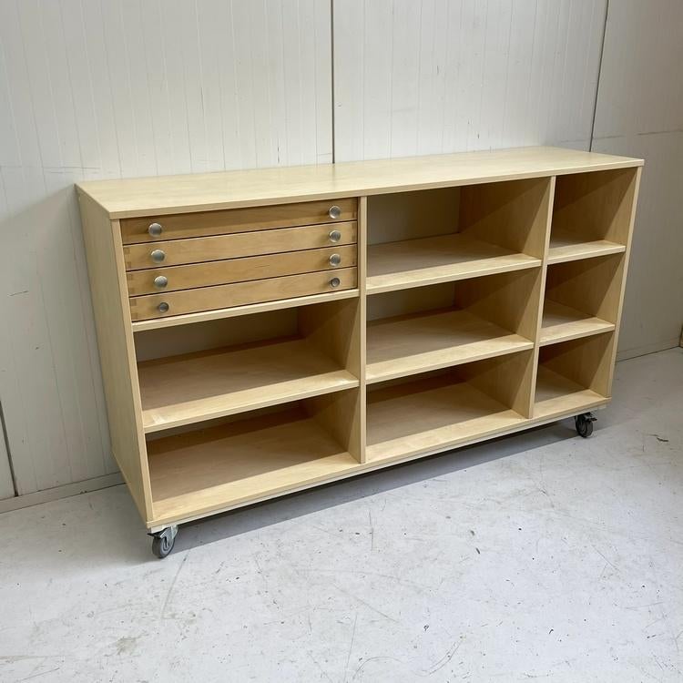 Vintage schoolkast knutselkast papier boekenkast op wielen, Ophalen, Met plank(en), Gebruikt, Overige materialen