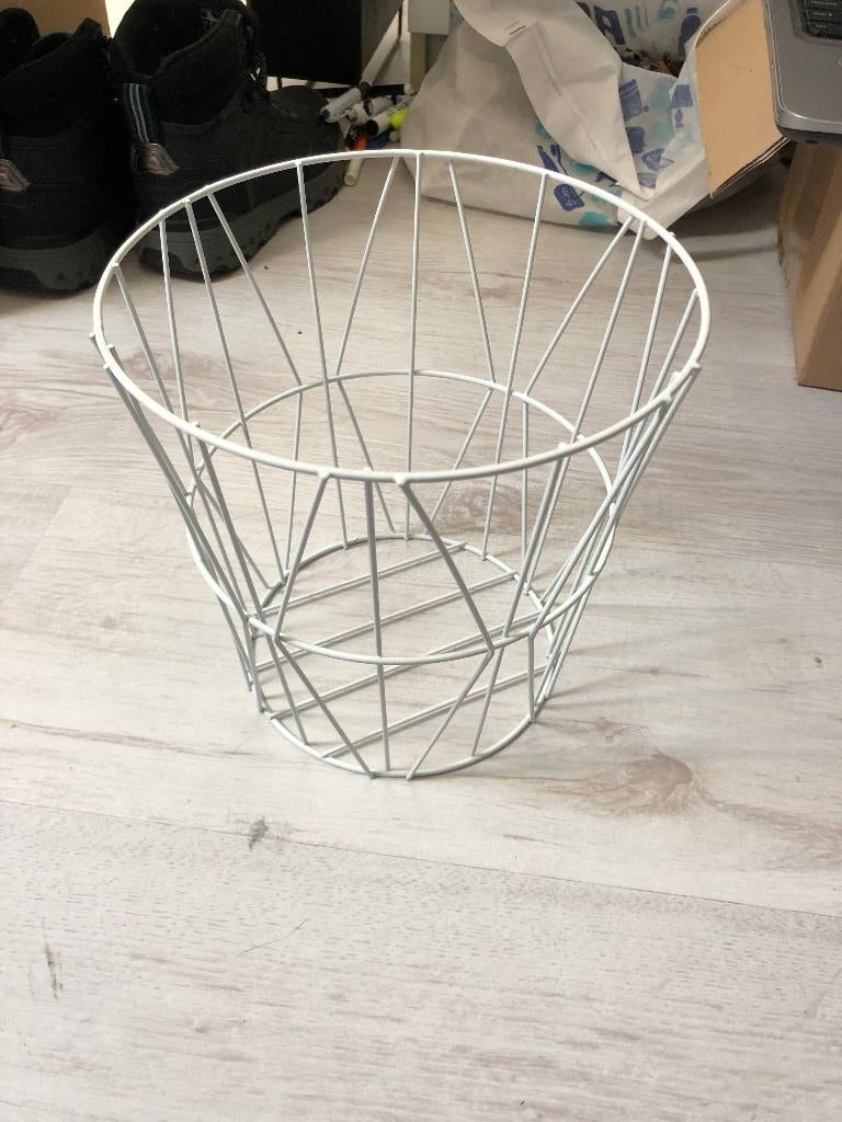 witte prullenmand, Ophalen of Verzenden, Zo goed als nieuw, Metaal, Minder dan 50 cm