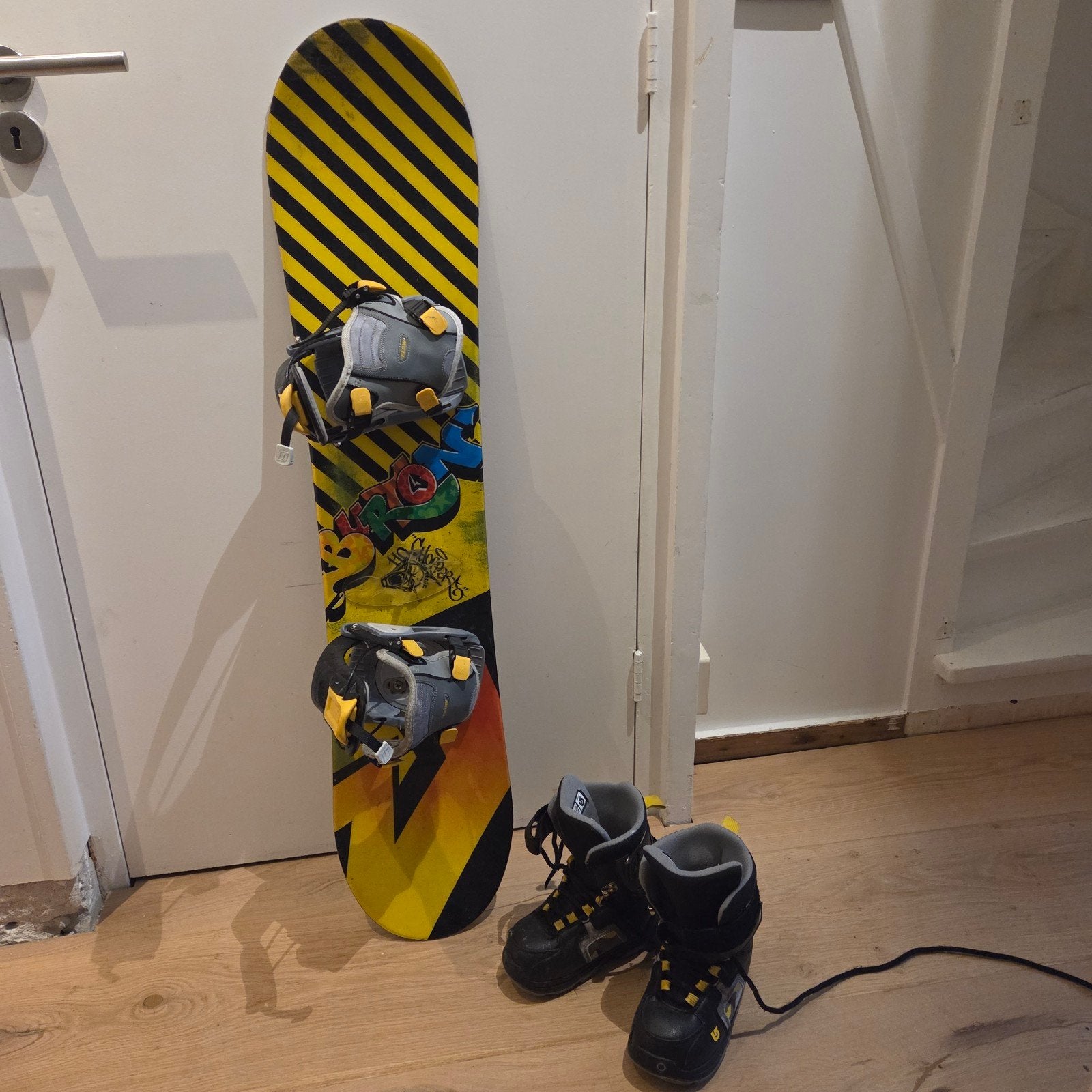 Burton Snowboard 110cm met softboots maat 34, Ophalen, Gebruikt, Board