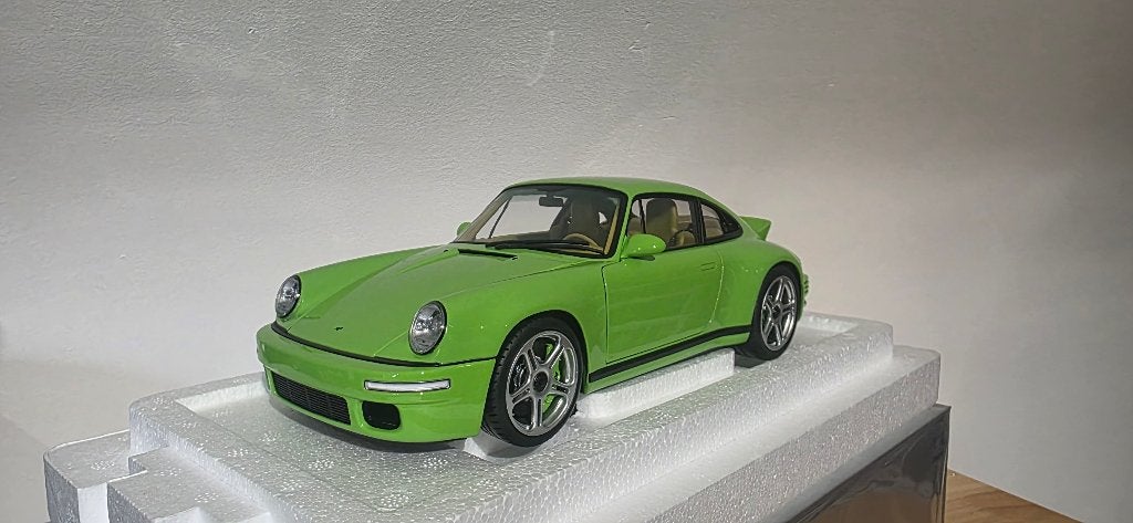 Porsche Ruf SCR bwj 2018 Birsh green 1:18 Almost Real, Hobby en Vrije tijd, Modelauto's | 1:18, Ophalen of Verzenden, Zo goed als nieuw