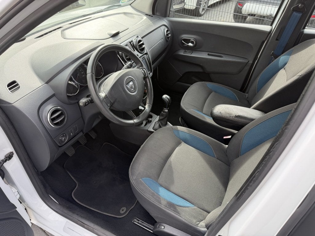 Dacia Lodgy 1.2 TCe Lauréate 7p. 2015| WIT| AIRCO| CRUISE|, Auto's, Dealer onderhouden, Stof, Gebruikt, Euro 6