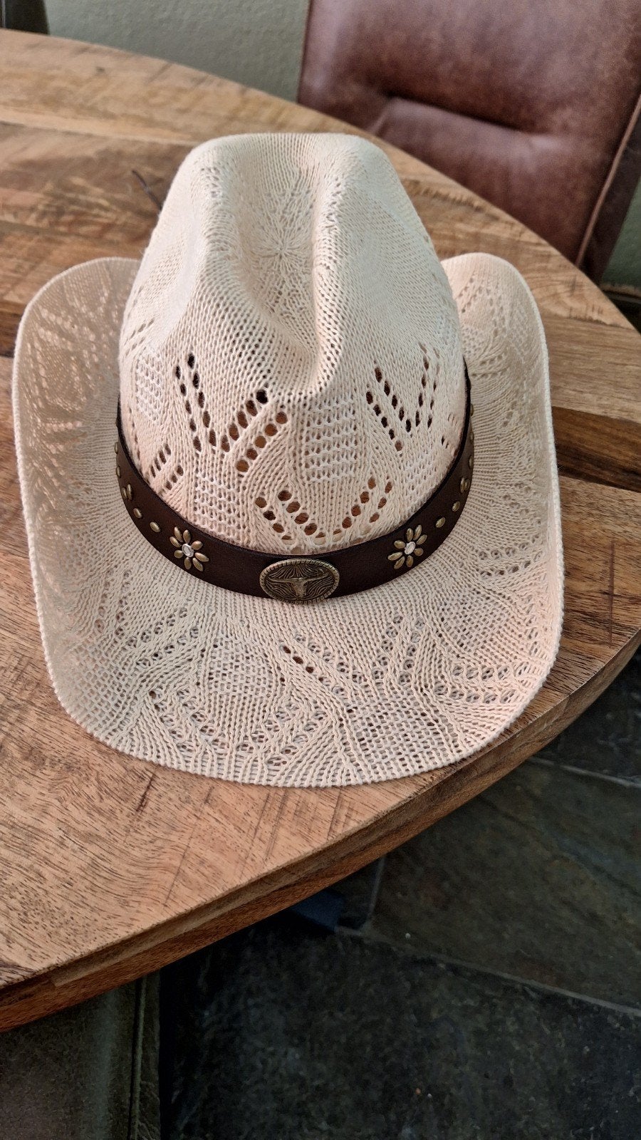 Nieuwstaat Cowboyhoed Ibiza style Beige met Bruine Band, Kleding | Dames, Hoeden en Petten, Hoed, Nieuw, Onbekend, One size fits all