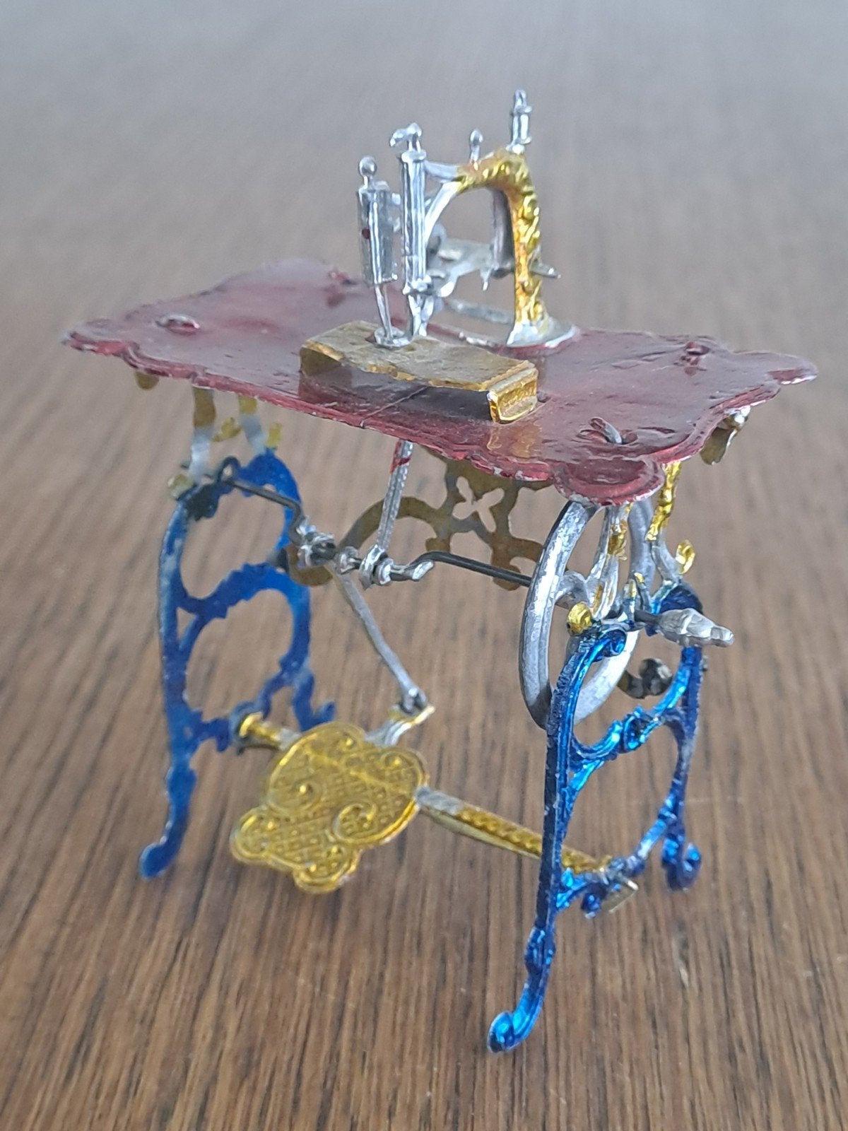 Naaimachine miniatuur 10cm hoog, Ophalen of Verzenden, Zilver, Overige materialen