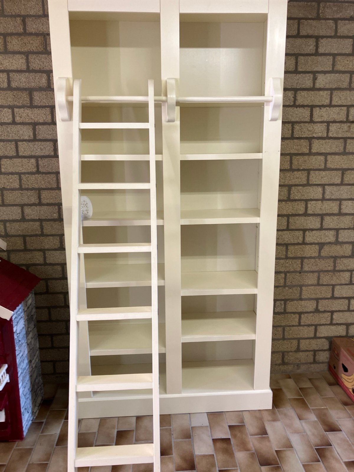 Grote Boekenkast met Ladder - Crème Wit, Ophalen, Met plank(en), 100 tot 150 cm, 200 cm of meer