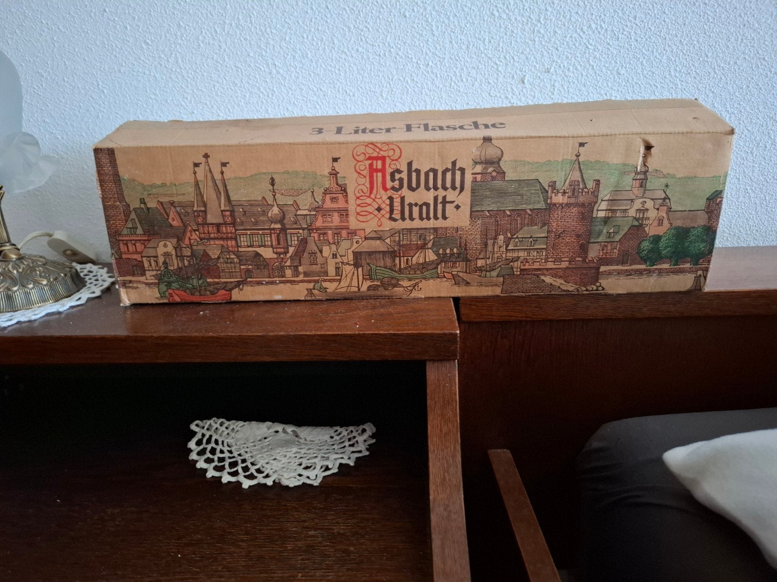 Asbach uralt 3liter fles in doos, Ophalen