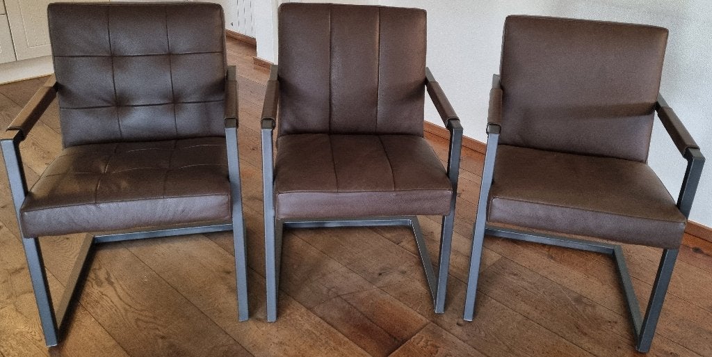 Set 3 leren armstoelen | Slechts 1 jaar gebruikt, Ophalen, Leer, Drie, Bruin