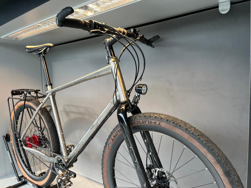 Idworx Rohler BLT Titanium 56cm (XL) Rohloff Son Carbon vork, Siebengebirchsblick 20 Wachtberg DE, Gebruikt, Versnellingen, BikeBasics