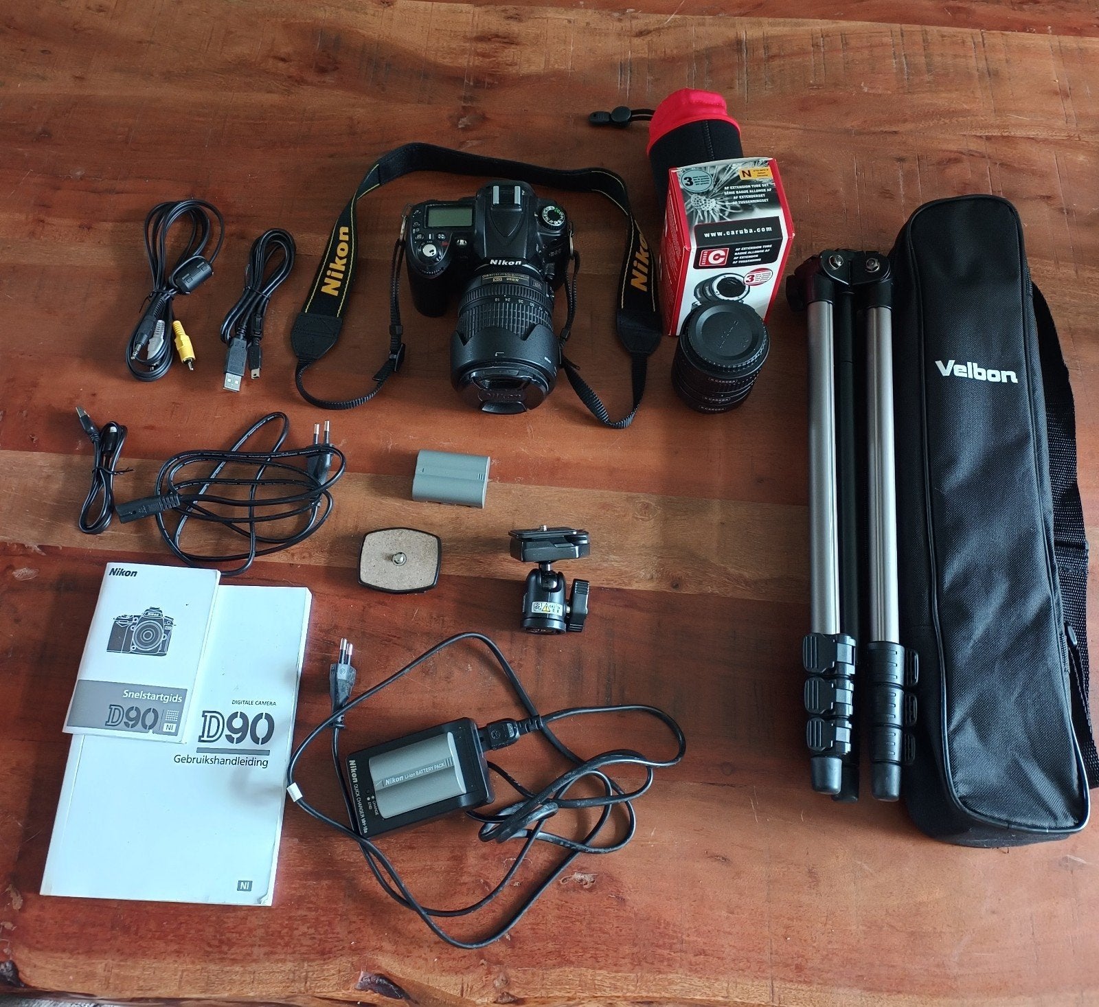 Nikon D90 spiegelreflexcamera 18-105mm VR lens en accesso, Ophalen, Gebruikt, Spiegelreflex, Nikon