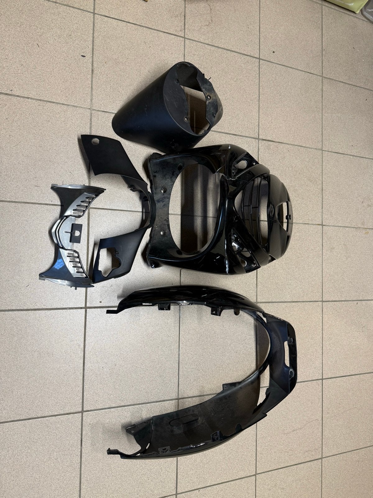 Beschadigde Piaggio Zip SP kappen set glans zwart, Ophalen of Verzenden, Gebruikt, Kap, Piaggio