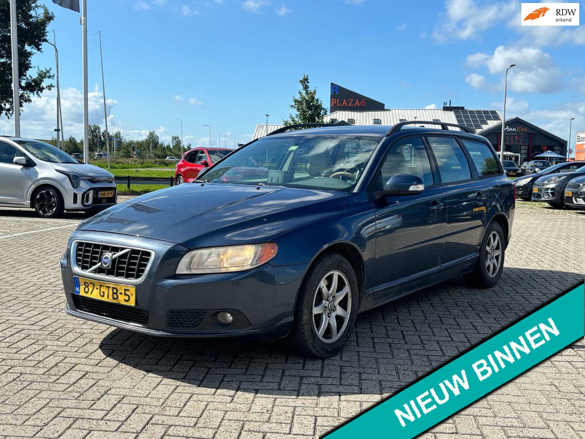 Volvo V70 2.4D 5-Cil. 163pk Automaat 1e eig. Leder Navi Trek, Beige, Blauw, 163 pk, Diesel