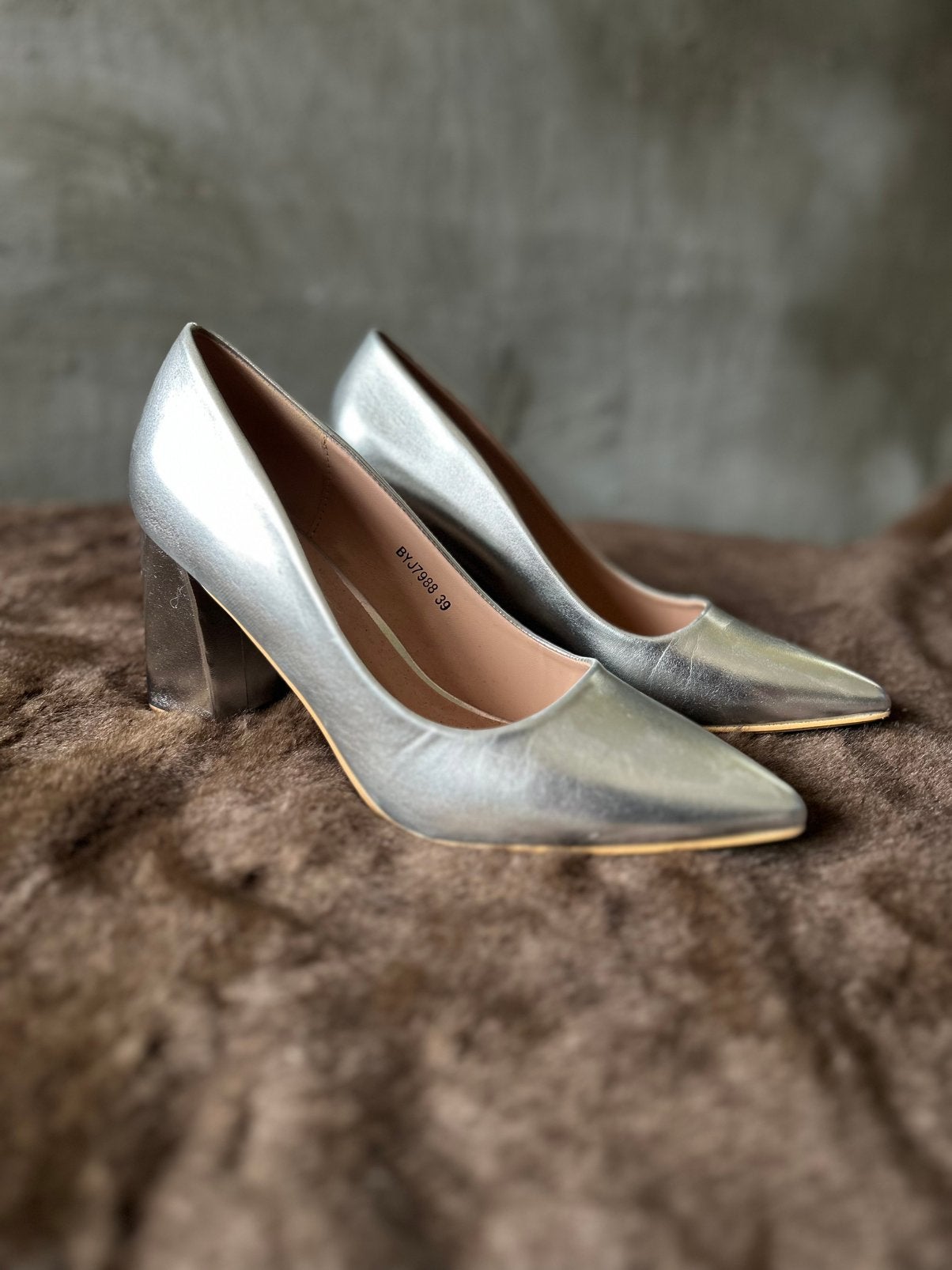 Zilverkleurige Pumps, Maat 39 | Nieuwstaat, Kleding | Dames, Overige kleuren, Ophalen of Verzenden, Zo goed als nieuw, Schoenen met hoge hakken