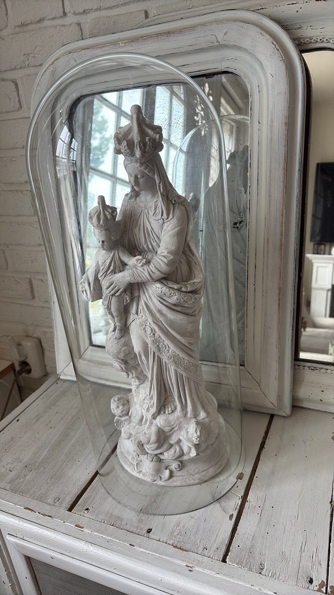 Antieke grote glazen stolp, Ophalen