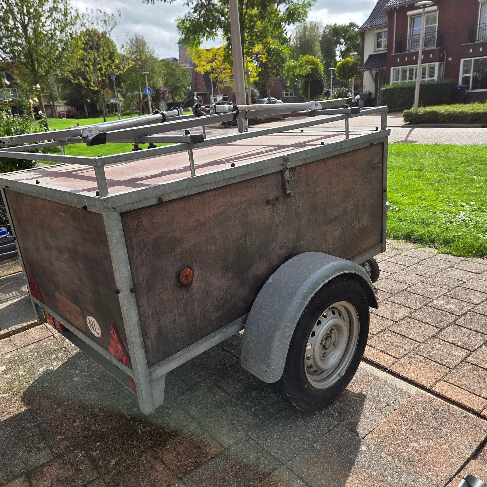 Bagagewagen met deksel en fietsendragers., Ophalen, Gebruikt