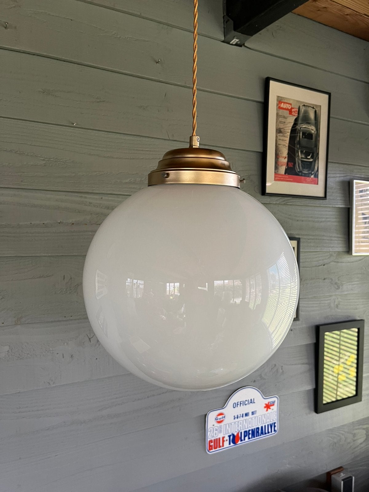 Grote glazen opaline Hollywood regency bol hanglamp, Huis en Inrichting, Gebruikt, Vintage hollywood regency retro jaren 70 frans