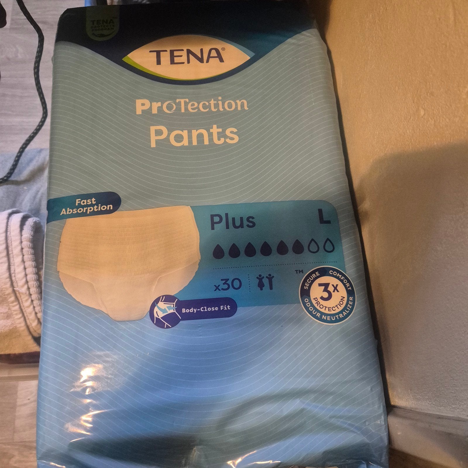 Tena pants l, Diversen, Verpleegmiddelen, Ophalen