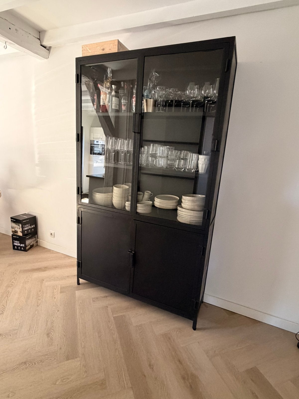Zwarte metalen kast, Ophalen, 100 tot 150 cm, 200 cm of meer, Zo goed als nieuw