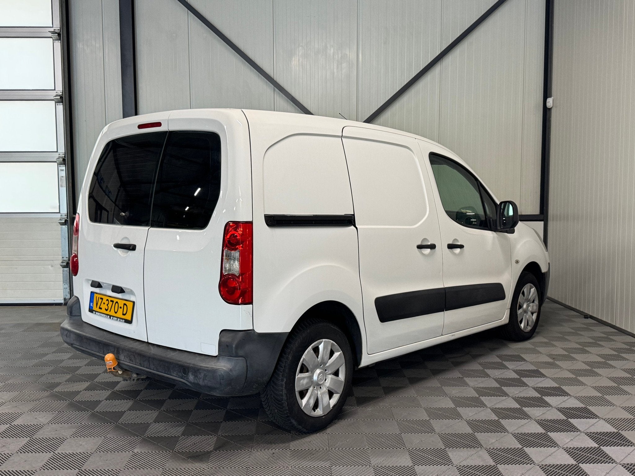 Citroen Berlingo 1.6 e-HDI 66kw | Club Economy | Airco | Deu, Auto's, Euro 5, 2240 kg, Gebruikt, 4 cilinders