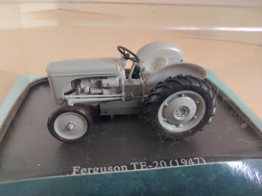 Fergusson TE 20 1_43 editions Atlas, Hobby en Vrije tijd, Verzenden, Zo goed als nieuw, Auto, Overige merken