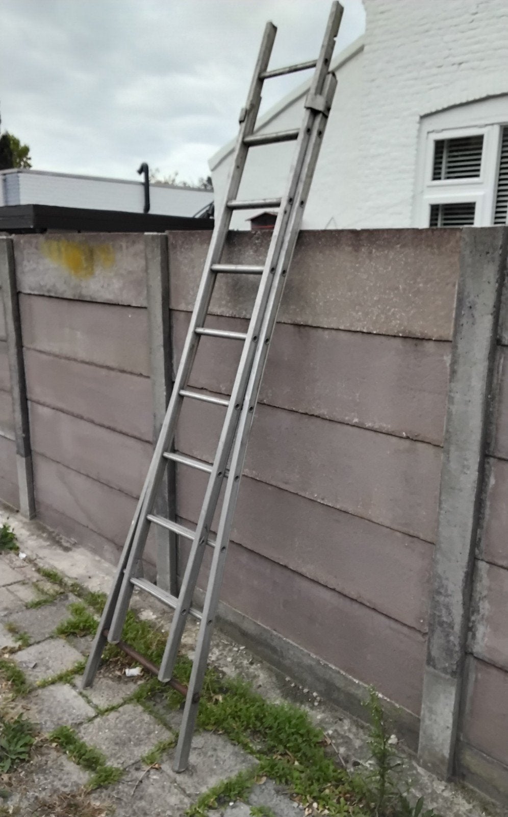 Aluminium ladder met 1 stalen trede, werkhoogte +4m, Ophalen