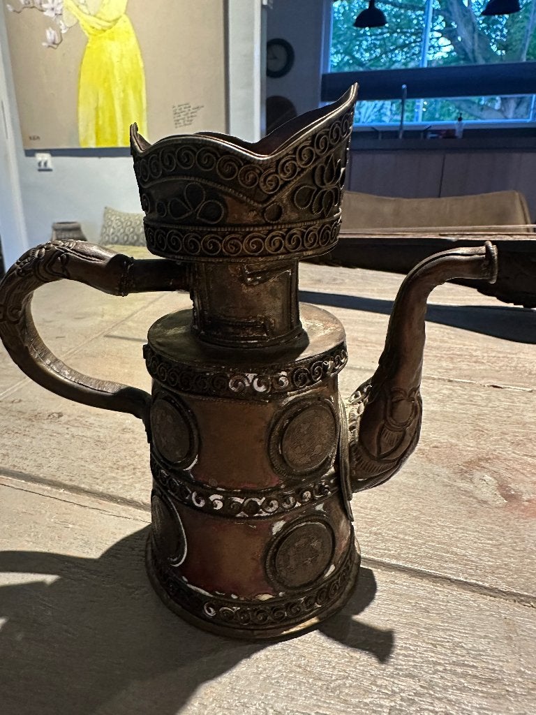Nepalees oliekannetje uit Himalaya, Ophalen of Verzenden, Koper