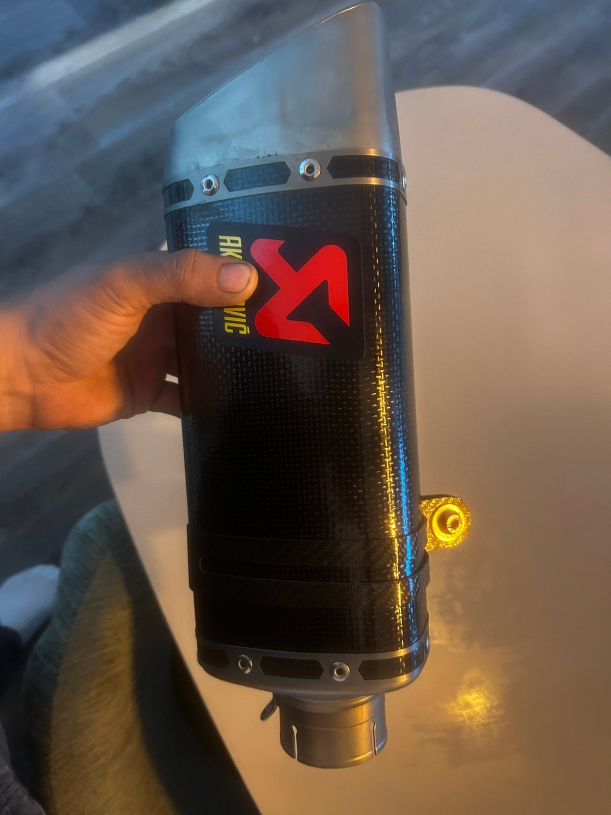 Mt09 2022 akrapovic, Ophalen