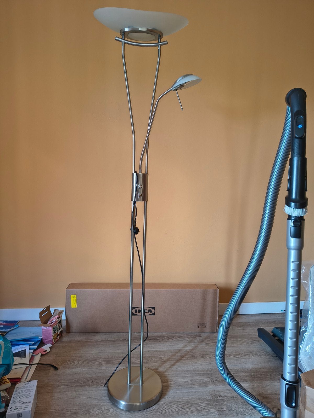 Stijlvolle staande lamp met leeslamp, Ophalen, Gebruikt, Glas, Modern