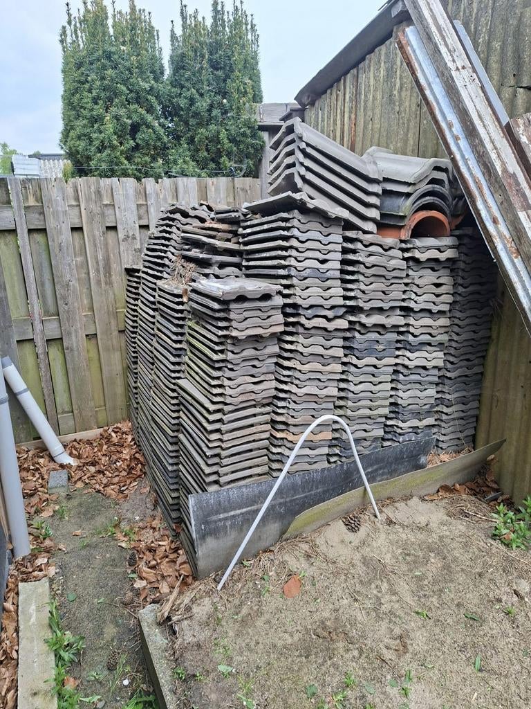 Gebruikte dakpannen ong. 600 - Jac. Laumans, Echt Holland, Doe-het-zelf en Verbouw, Ophalen, Gebruikt, Steen of Klei, 15 m² of meer
