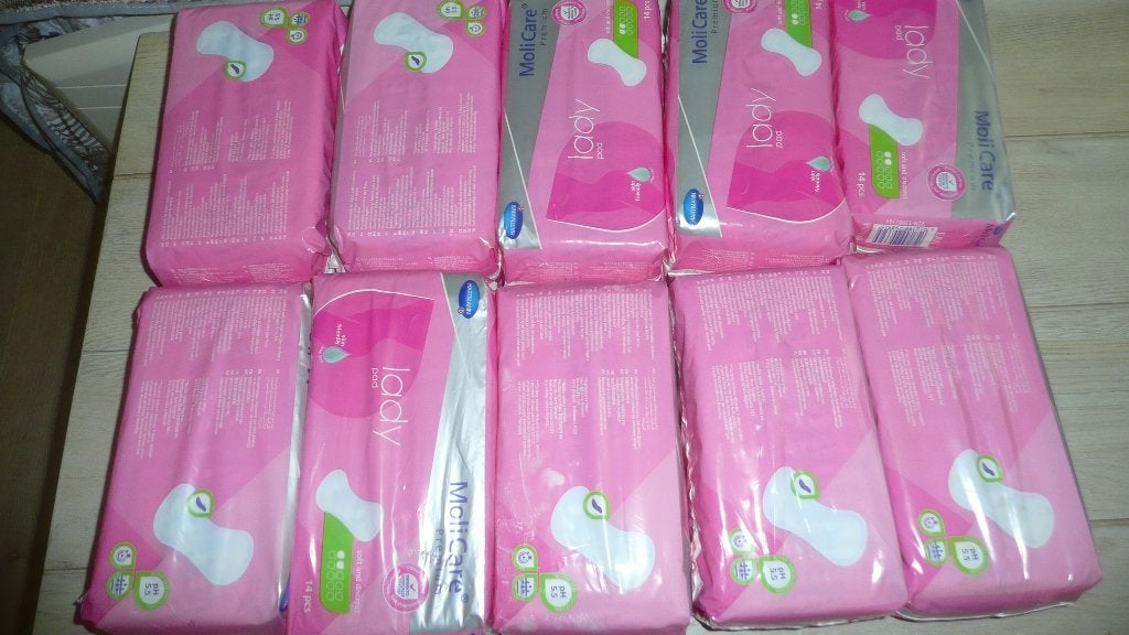 moli care incontunentie verband  2 tassen vol voor   15,00, Diversen, Verpleegmiddelen, Ophalen, Nieuw