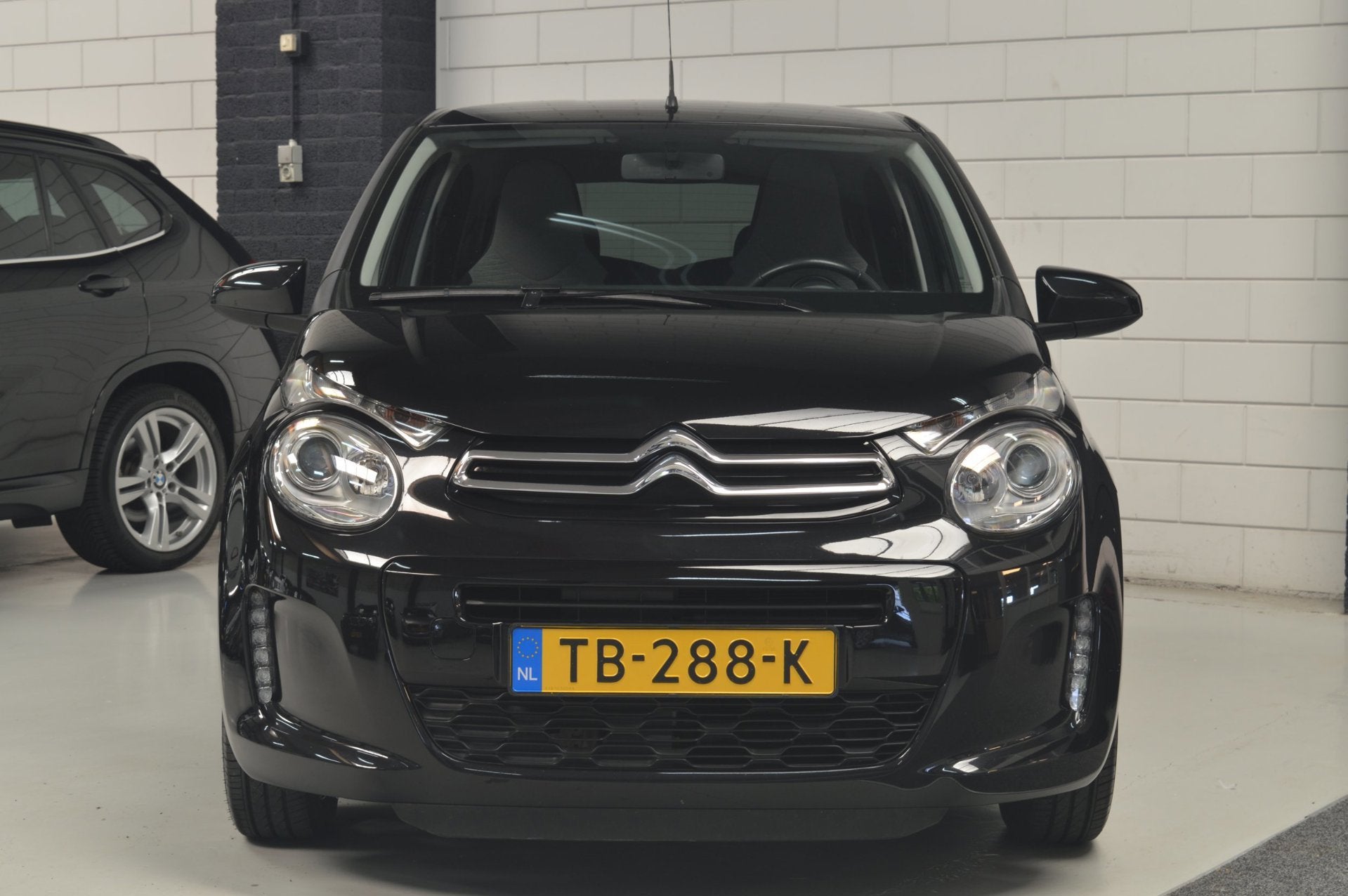 Citroen C1 1.0 VTi Shine // AUTOMAAT // 78.000 km // CLIMA /, Stof, Gebruikt, Euro 6, Automatische klimaatregeling