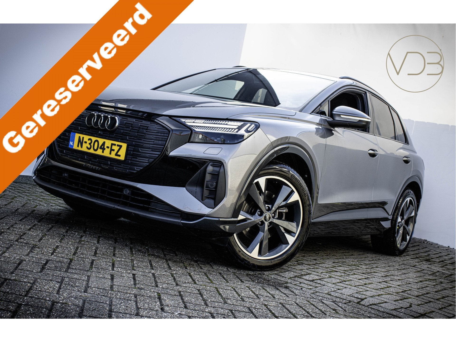 Audi Q4 e-tron 35 SOH 91% Launch edition Advanced 55 kWh Ori, Auto's, Gebruikt, Zwart, 1865 kg, Verwarmde buitenspiegels