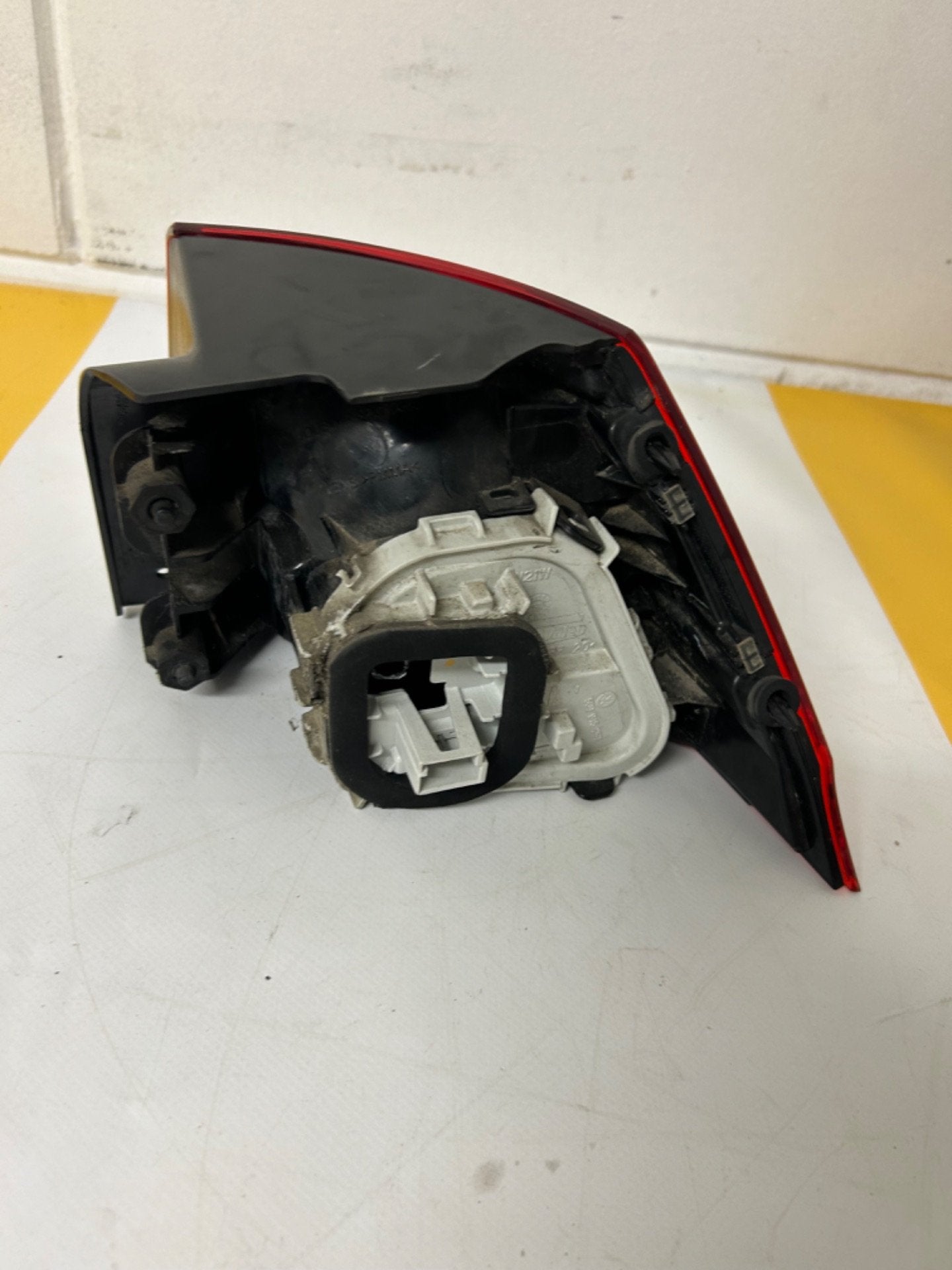 Links achterlicht Volkswagen Golf VII 7 5g0945095m, Gebruikt, Volkswagen, Volkswagen AG, Berliner Ring 2
38440  Wolfsburg, DE