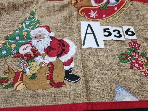 Kerst placemats met tafel loper [a536, Diversen, Kerst, Ophalen of Verzenden, 'T Olde Gre-j, Info@toldegrej.nl, Endepoelstraat 20f Didam