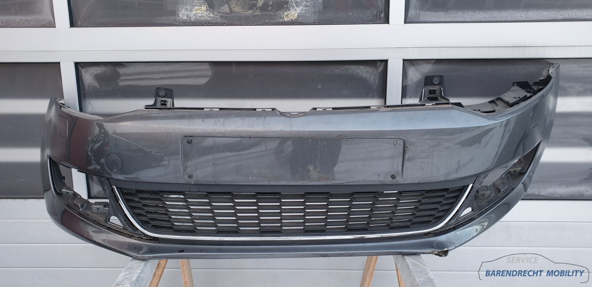 Voorbumper Polo 6R Volkswagen 6R0807221 koplampsproeiers ori, Auto-onderdelen, Carrosserie en Plaatwerk, Gebruikt, Volkswagen AG