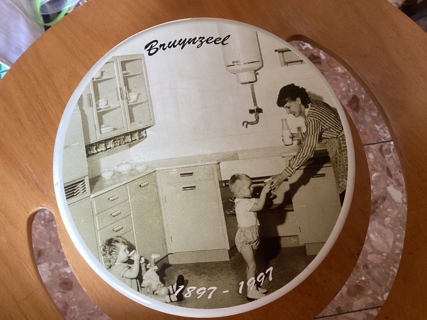 Bruynzeel koektrommel// 1897-1997, Verzamelen, Ophalen of Verzenden, Koek(jes)