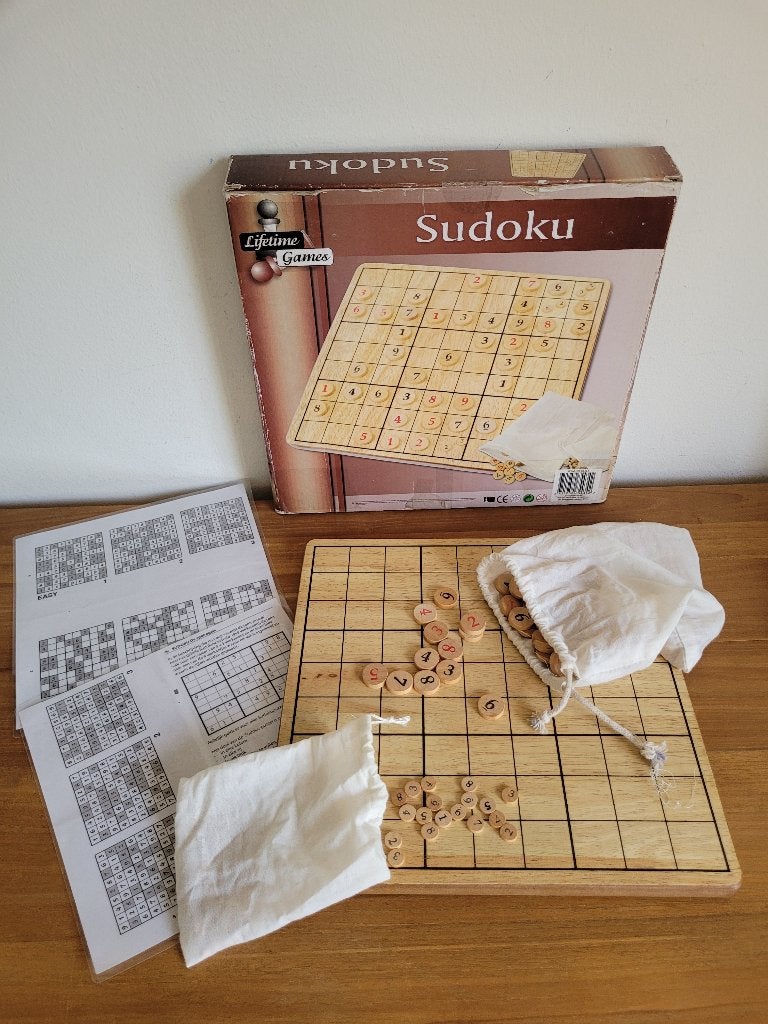 Sudoko. Hout, Een of twee spelers, Ophalen of Verzenden, Zo goed als nieuw, Life time Games