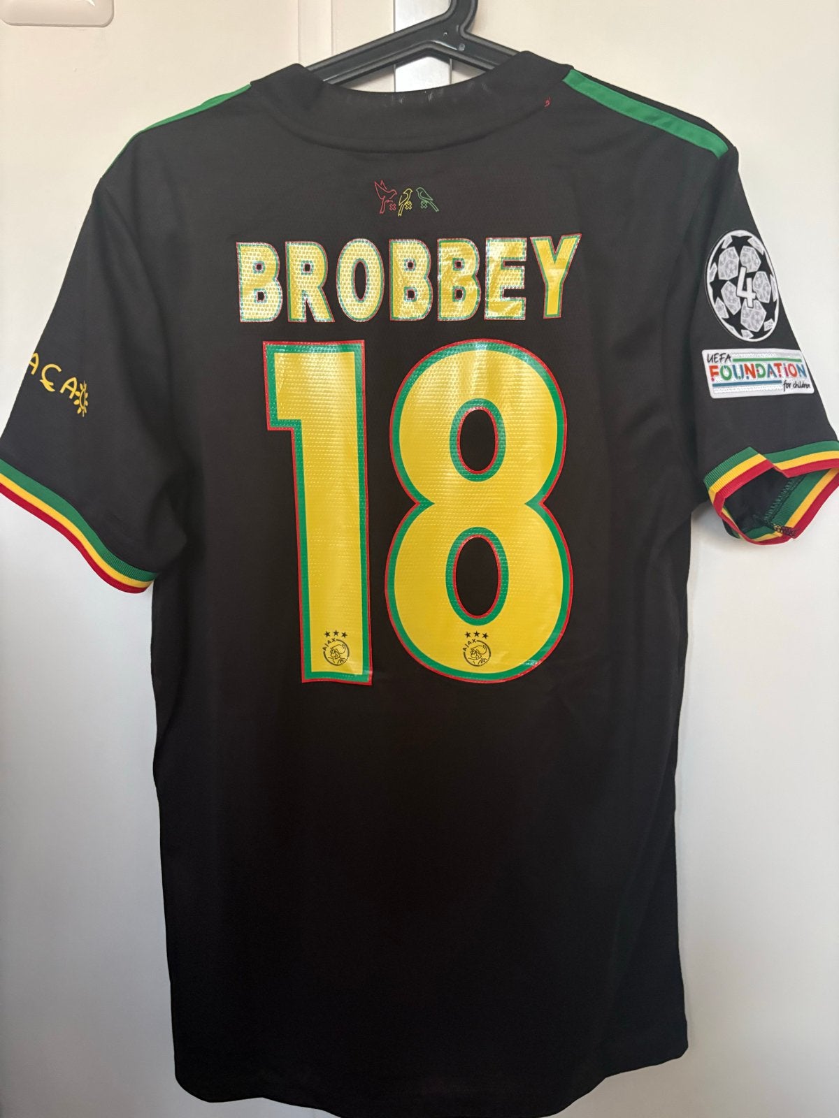 Retro Ajax 2022/2023 Brobbey large adidas reggae marley, Maat 48/50 (M), Zwart, Nieuw, Ophalen of Verzenden