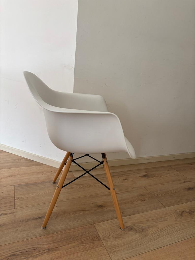 Vitra Eames DAW stoel, Huis en Inrichting, Stoelen, Ophalen, Wit, Eén