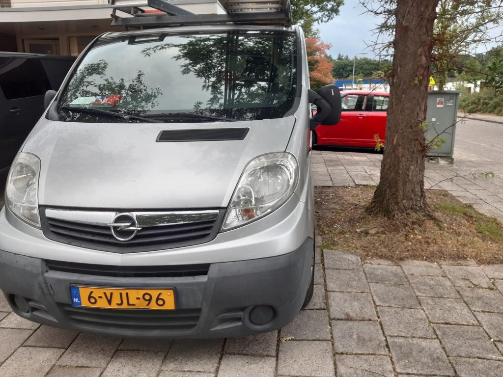 MARGE !! Opel Vivaro -2 2.0 Cdti 66KW-DPF-E4 2.7TL1H1 2010, Auto's, Bestelauto's, Voorwielaandrijving, Elektrische ramen, Stof