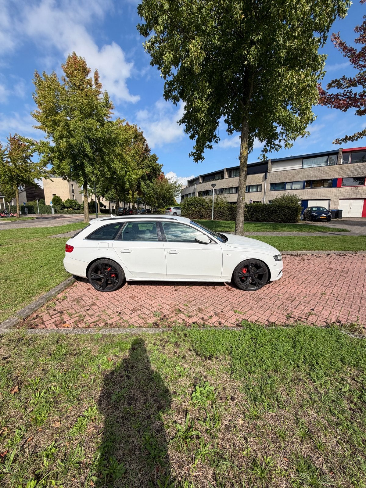 Foto 5 van Audi A4 2.7 TDI 140KW Avant Multitronic 2010 Wit