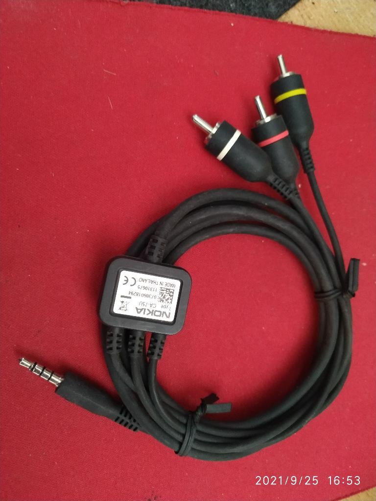 Nokia CA-75U TV Video-out kabel 180 cm, Ophalen of Verzenden, Gebruikt, Snoer of kabel, Nokia
