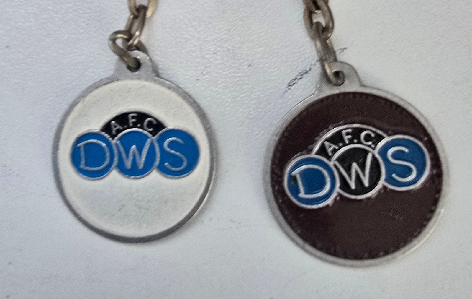 Sleutelhanger AFC DWS - Vintage voetbalclub souvenir, Ophalen of Verzenden, Gebruikt, Sport