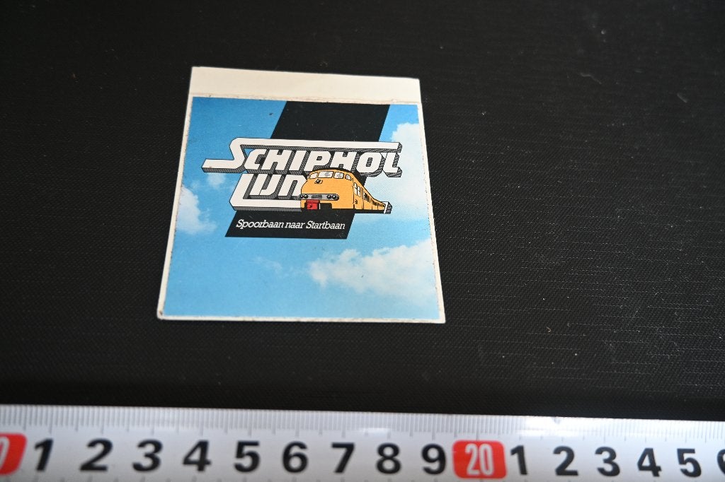 sticker SCHIPHOL Lijn  Spoorbaan naar Startbaan NS trein, Ophalen of Verzenden, Zo goed als nieuw