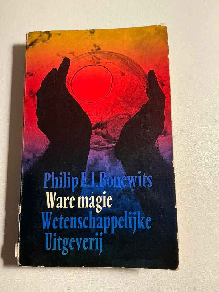 WARE MAGIE. P.E.I BONEWITS, Ophalen of Verzenden, Gelezen