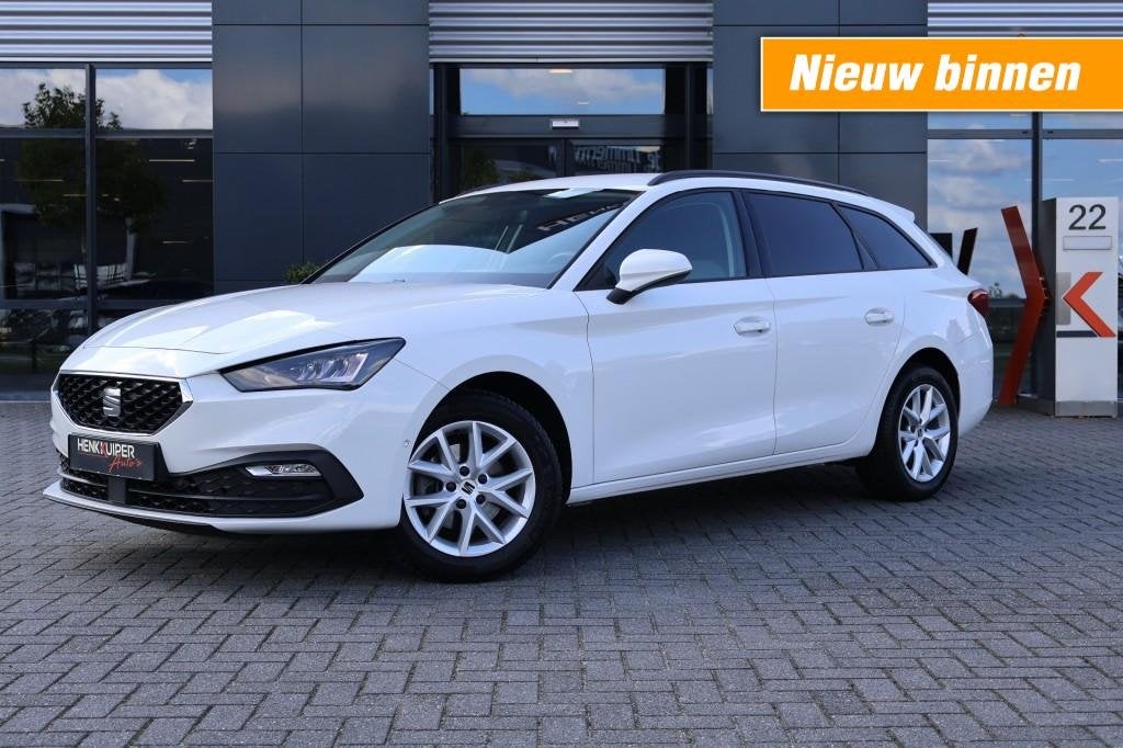Seat LEON 1.0 TSI STYLE / Navi / Virtual dashboard/ Park-ass, Gebruikt, Met garantie (alle), Leon, Wit
