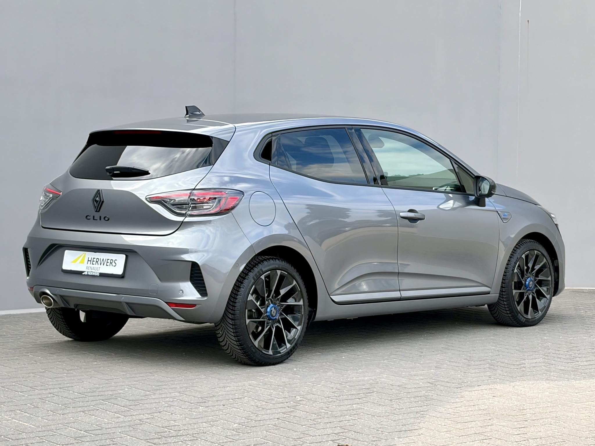 Renault Clio 1.0 Esprit Alpine / Stoel & Stuurverwarming / 3, Voorwielaandrijving, Gebruikt, Euro 6, Leder en Stof