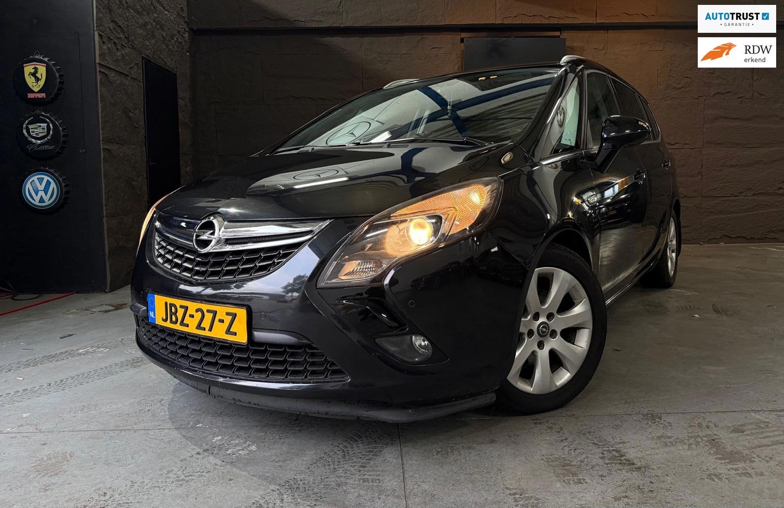 Opel ZAFIRA TOURER 1.4 Edition 7p., Auto's, Euro 5, 4 cilinders, 7 stoelen, Zwart