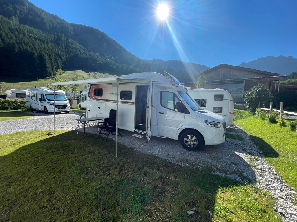 camper huren, Mercedes Weinsberg Caracompact 640 automaat, Caravans en Kamperen, Verhuur